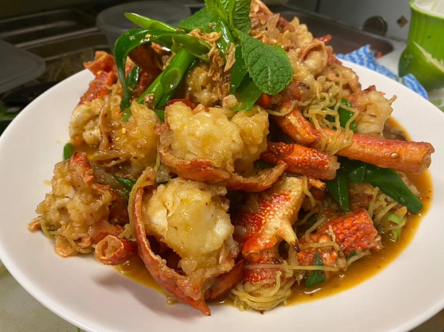 Ẩm thực tôm hùm