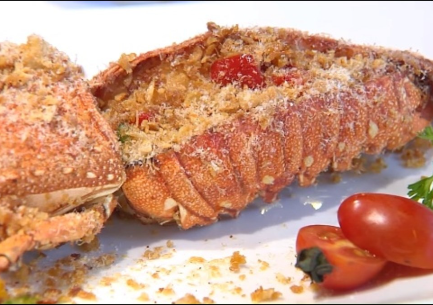 Ẩm thực tôm hùm