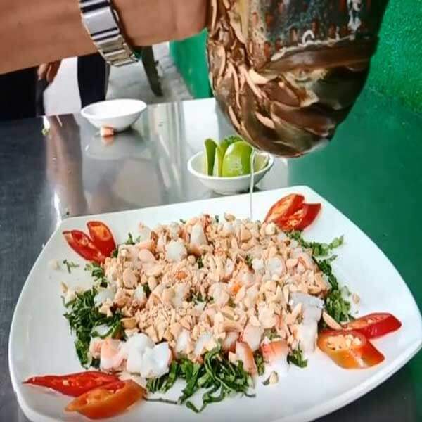 Ẩm thực tôm hùm