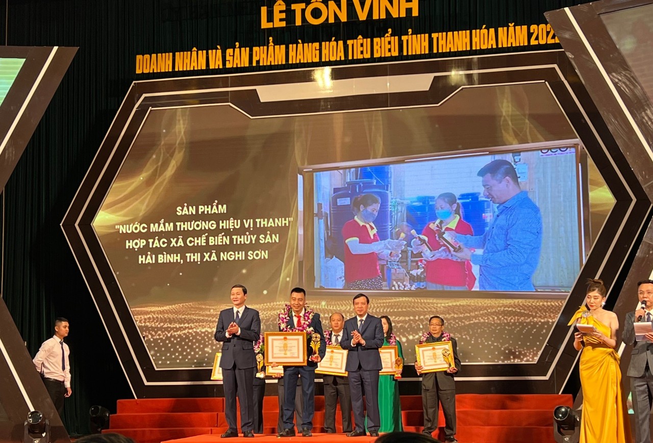 Nước mắm cốt cá cơm Vị Thanh – Tinh hoa ẩm thực xứ Thanh